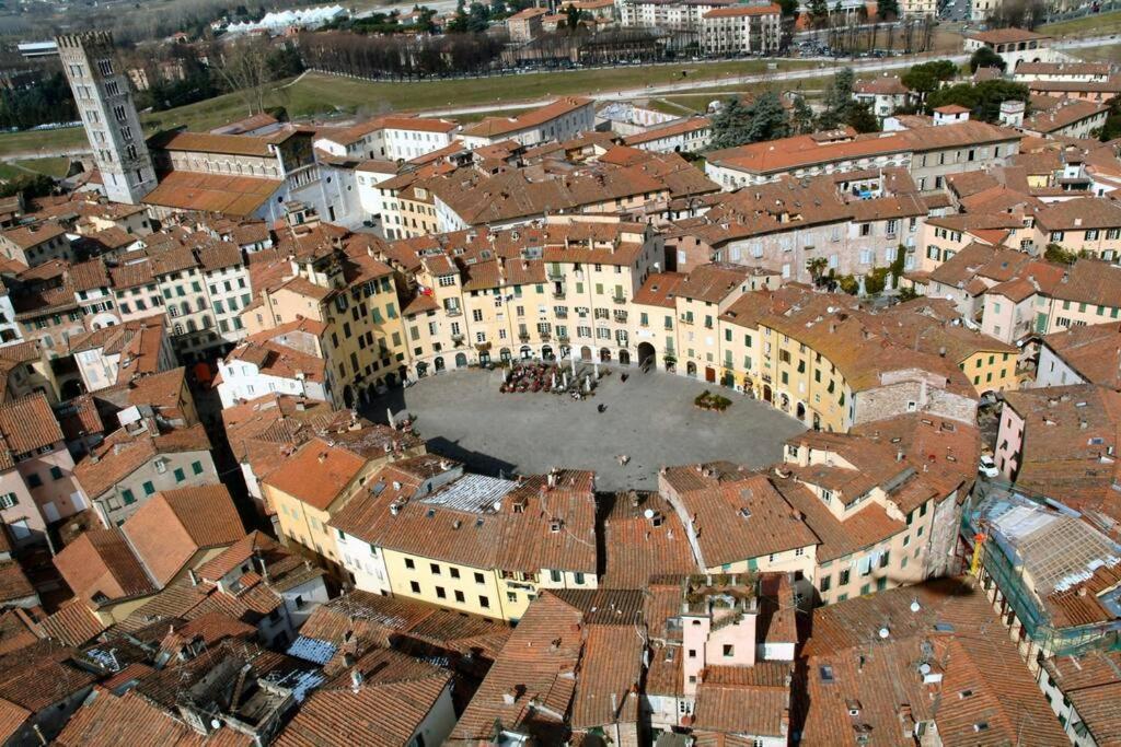 Luccadentro - Centro Storico Exterior foto